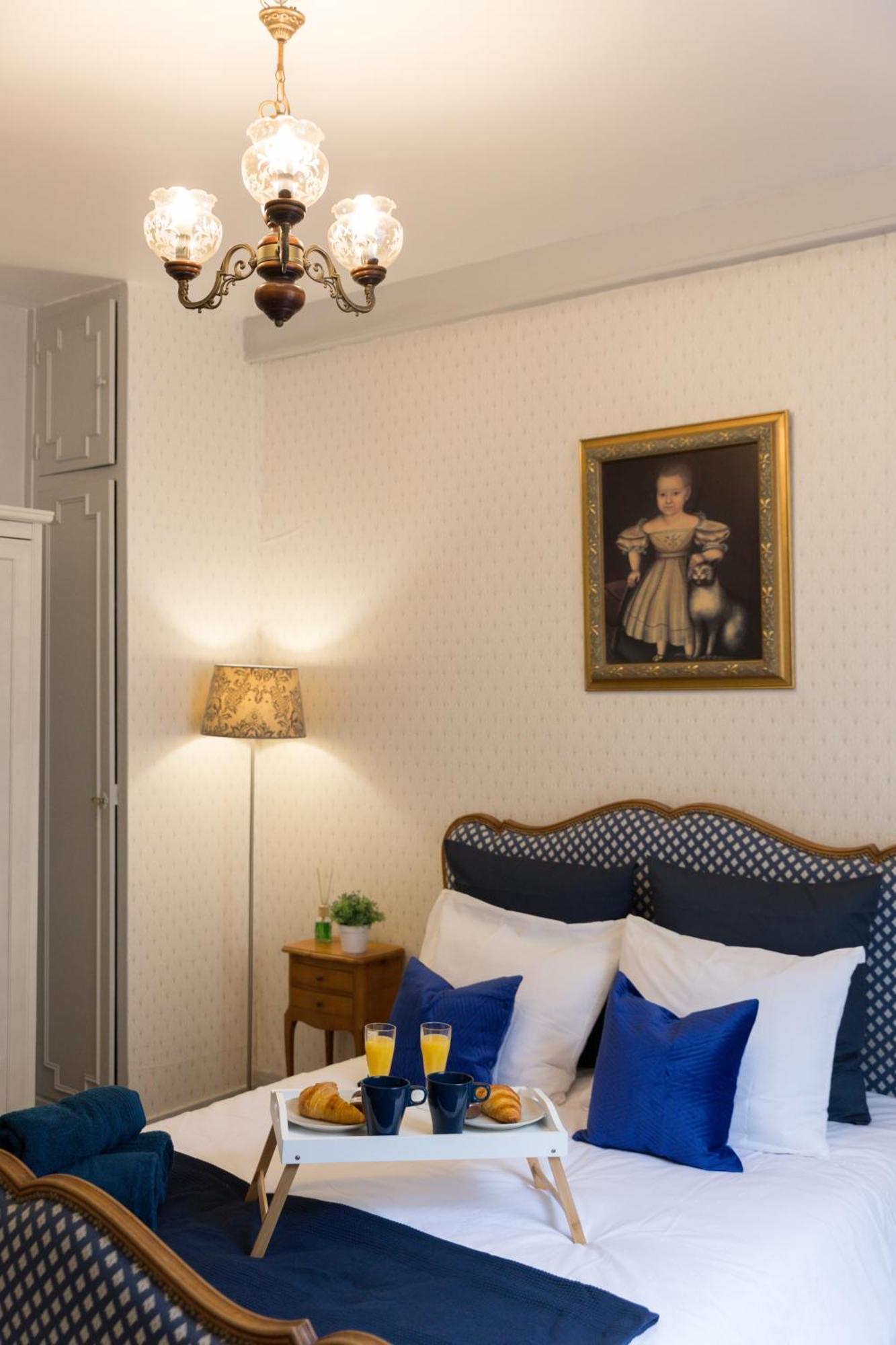 * Le Versaillais*2 Min A Pied Du Chateau Versalles Exterior foto